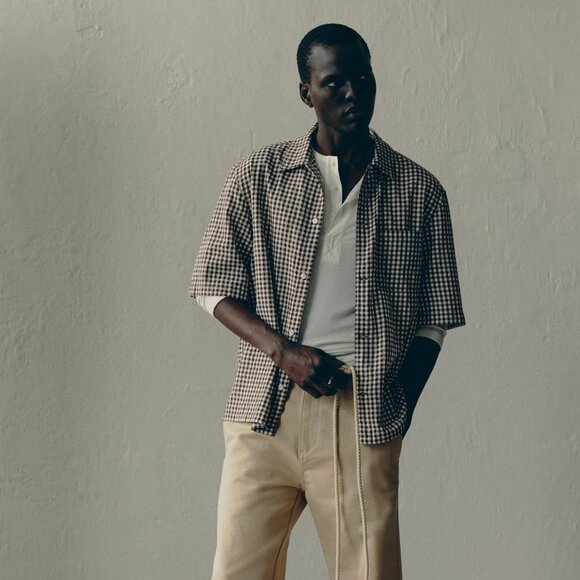 Regular-Fit Short-Sleeved Shirt - Picture 3 of 6